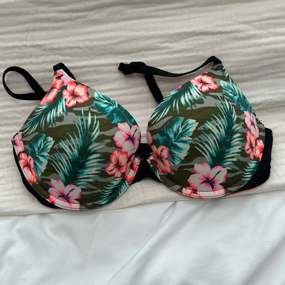 Vs pink push up bra